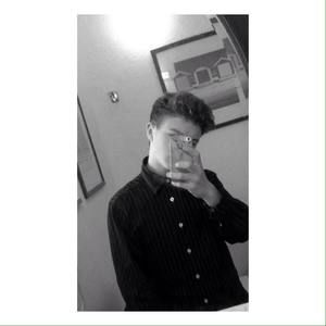 Meet your Posher, Tom